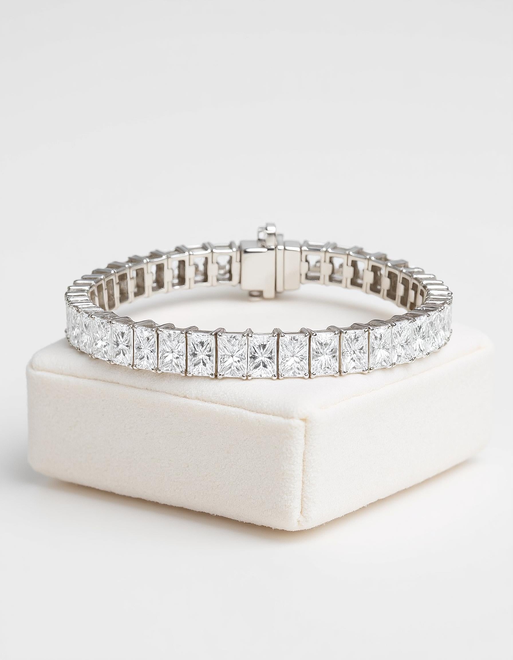 "Vilda" Radiant Cut Prong Set Tennis Bracelet