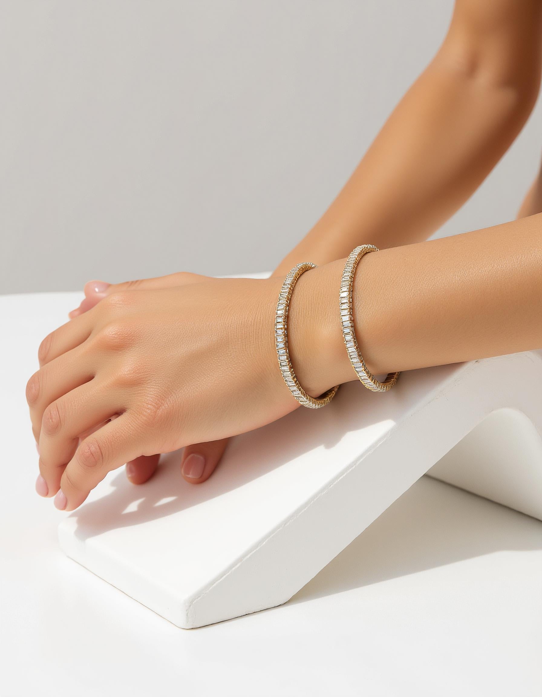 "Sora" Straight Baguette cut Prong Set "Flexi Bangle"