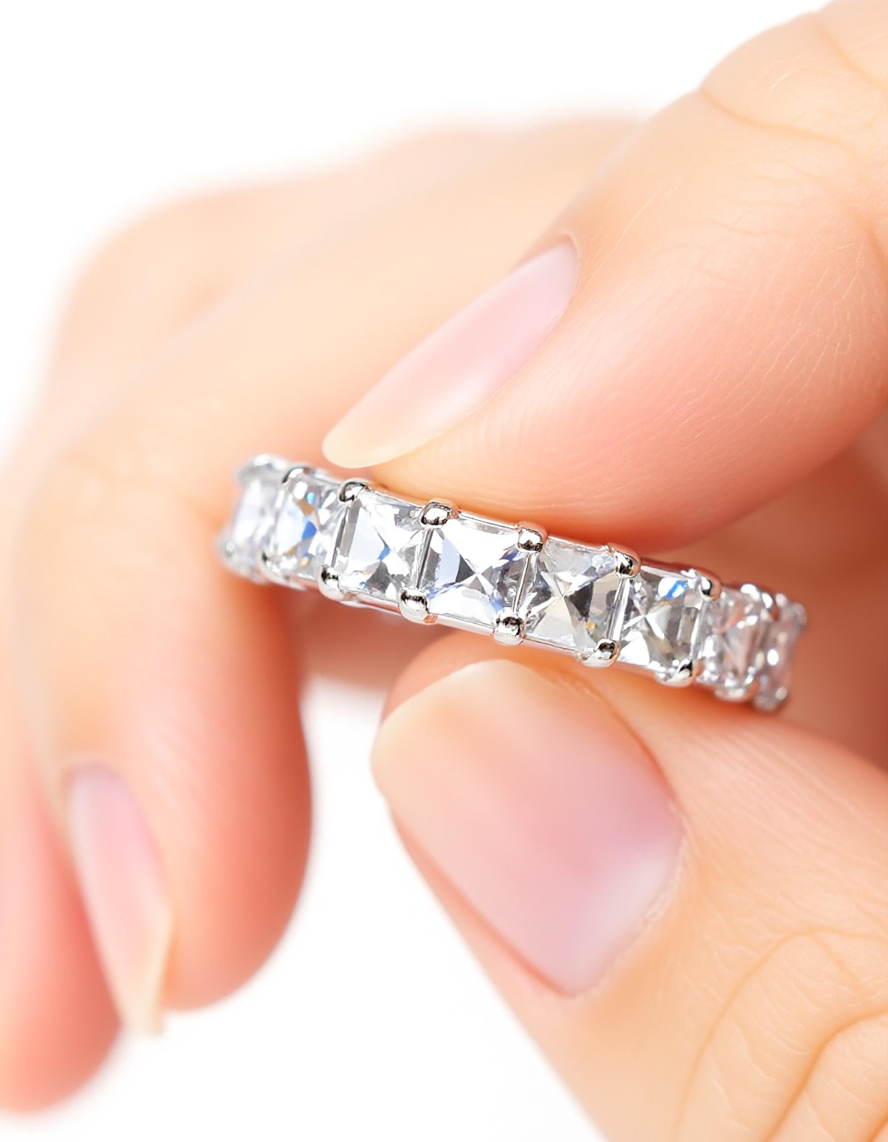 "Lexa" Pixel Cut Prong Set Eternity Band