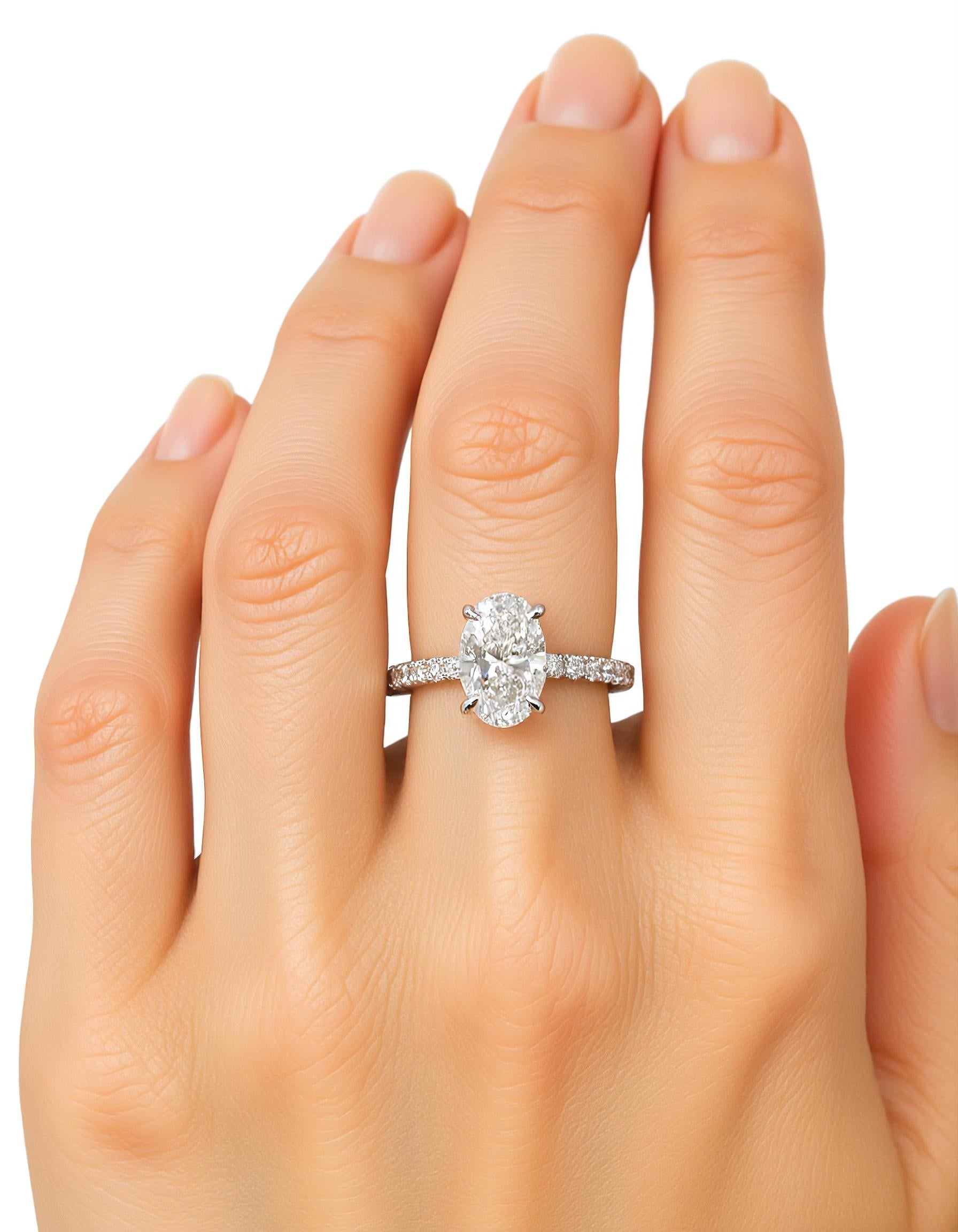 "Stella" Oval Shape Claw prong Diamond ring with Pave&