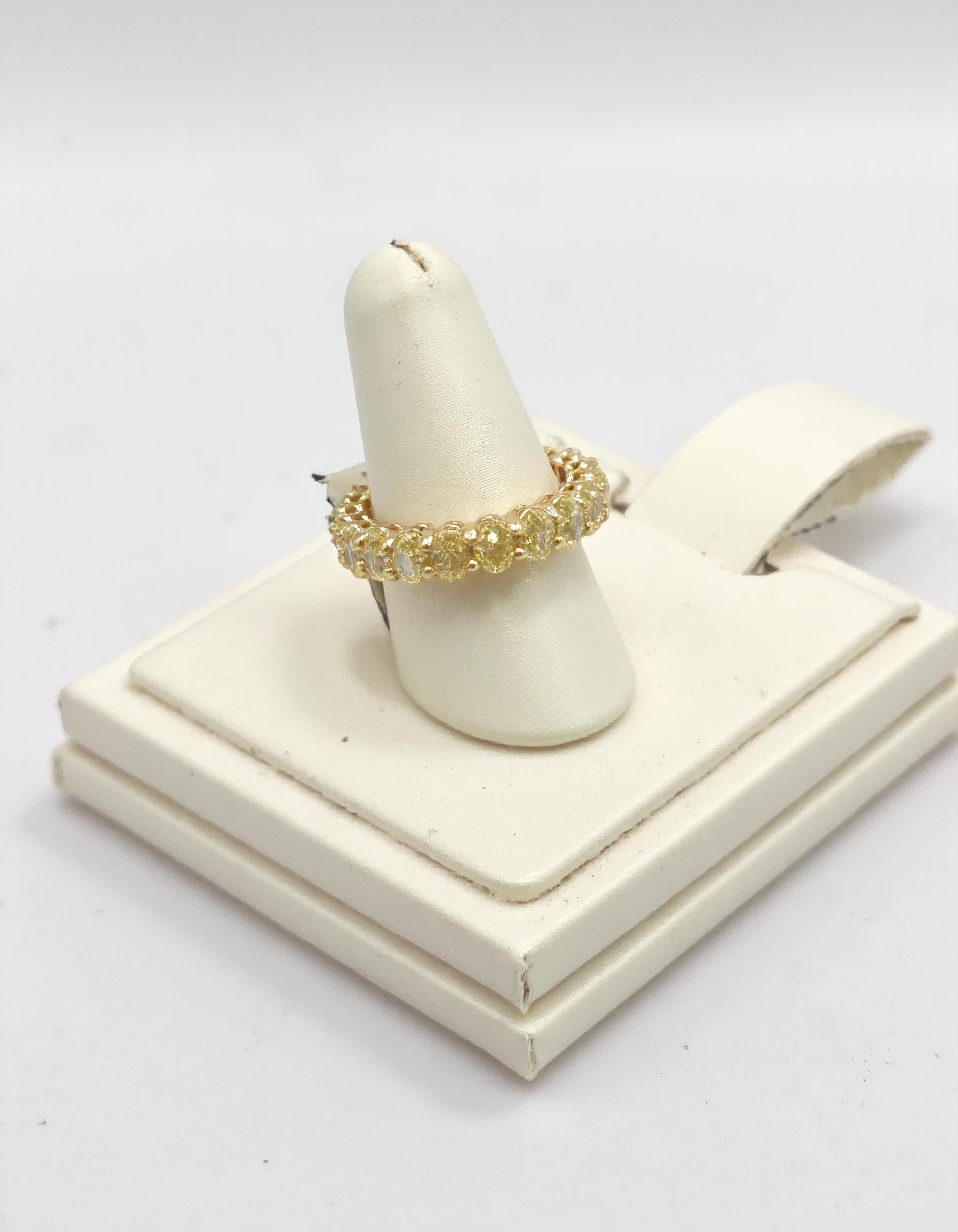 "Seriva" Fancy Yellow Oval cut Prong set Eternity Band