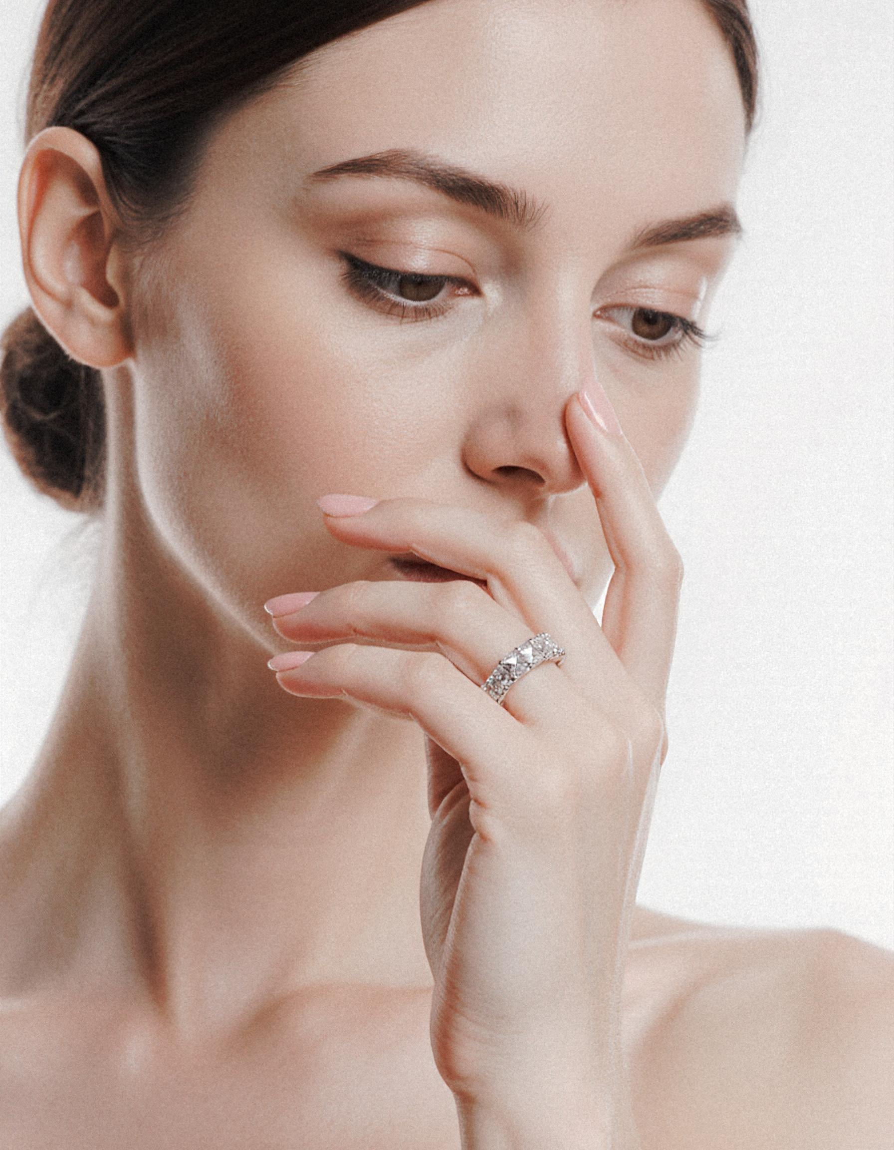 "Millena" Baguette French cut Prong Set Classic basket Eternity Band