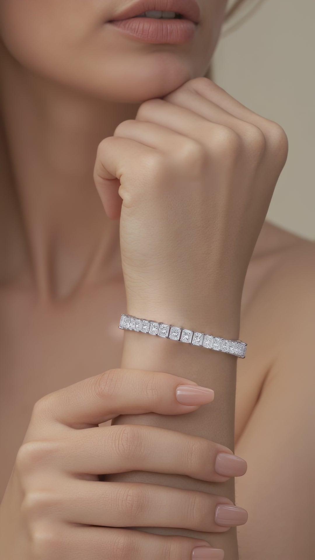 15.00-16.50ct total weight "Vilda" Radiant Cut Basket Bracelet (0.30ct each)