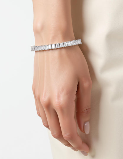 &quot;Renja&quot; Emerald Cut Classic Basket Prong set Tennis Bracelet
