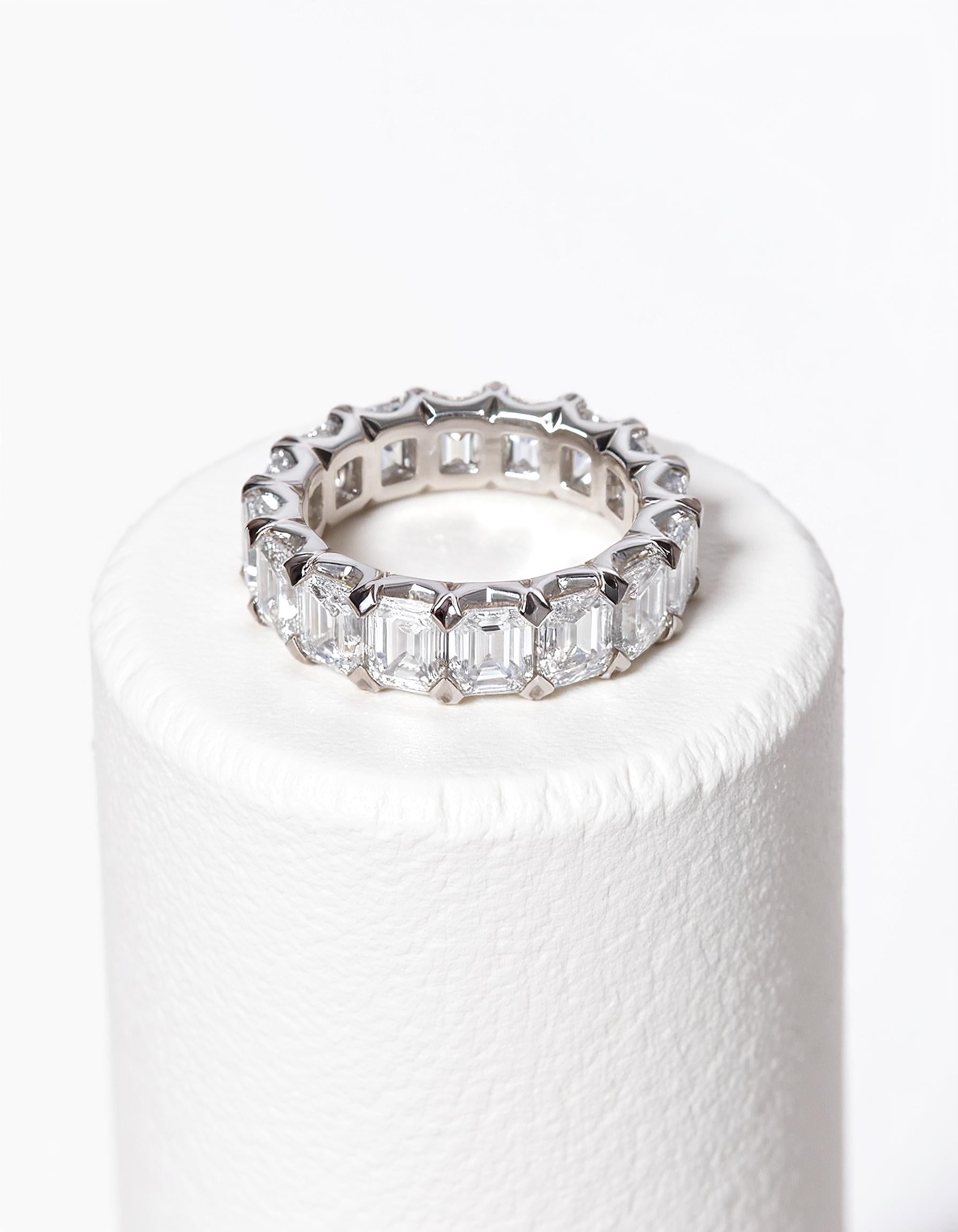 &quot;Vika&quot; &quot;V&quot; cut Emerald cut Prong set Eternity Band