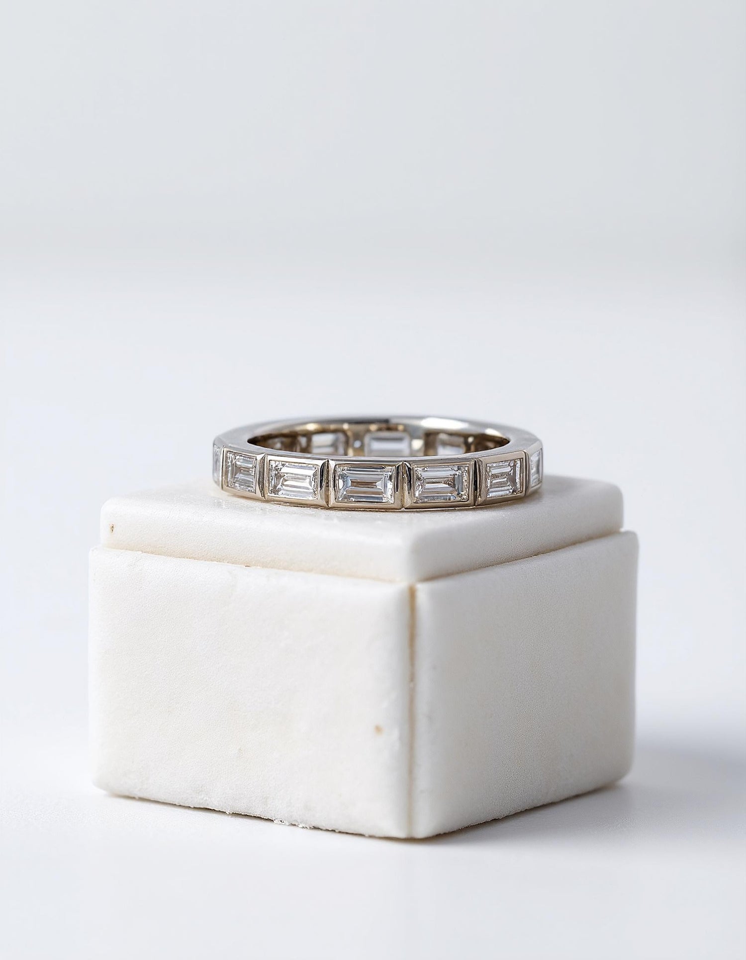&quot;Styrka&quot; Horizontally set Baguette cut Bezel set Eternity Band