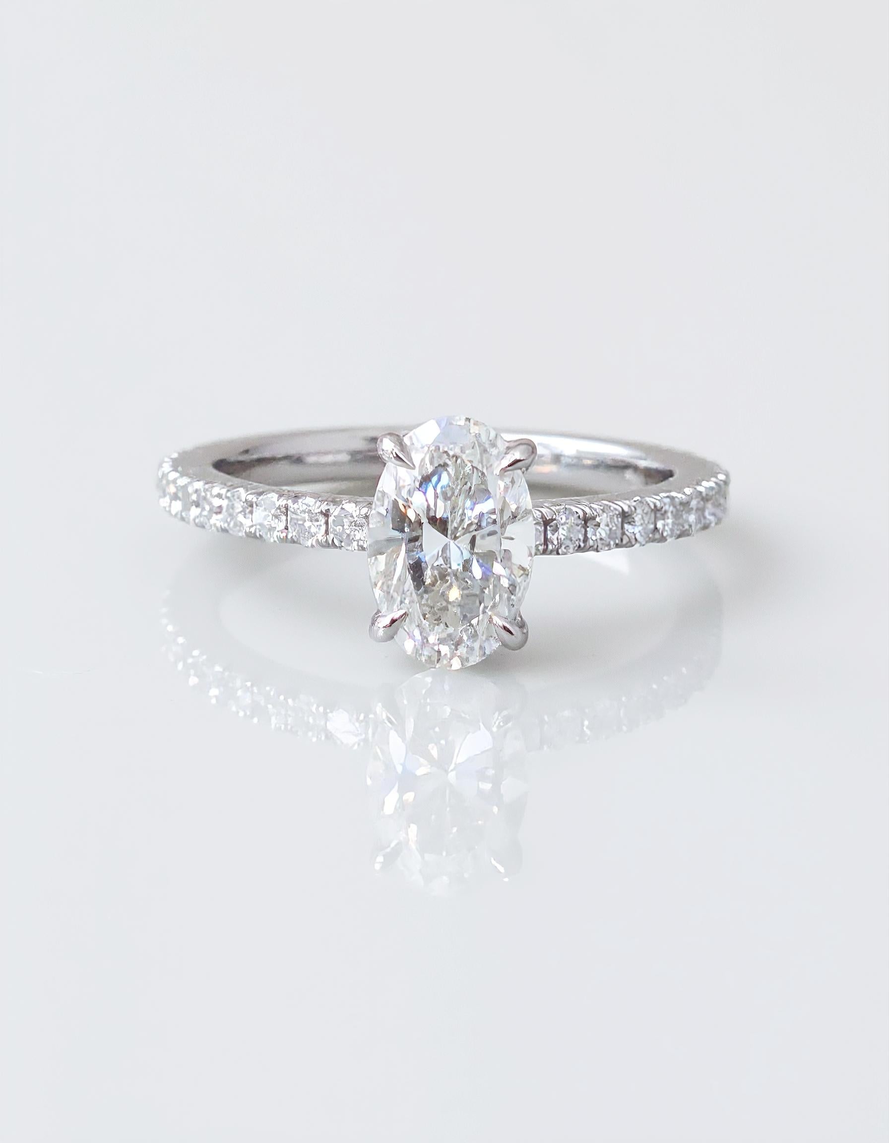 &quot;Stella&quot; Oval Shape Claw prong Diamond ring with Pave&