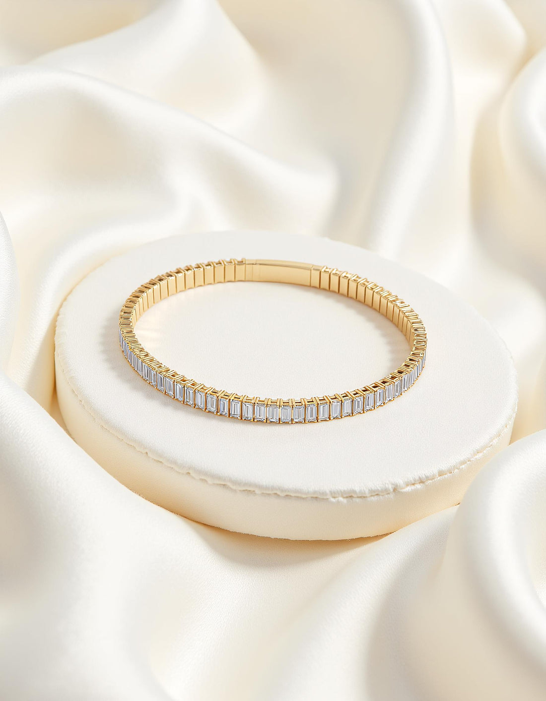 &quot;Sora&quot; Straight Baguette cut Prong Set &quot;Flexi Bangle&quot;