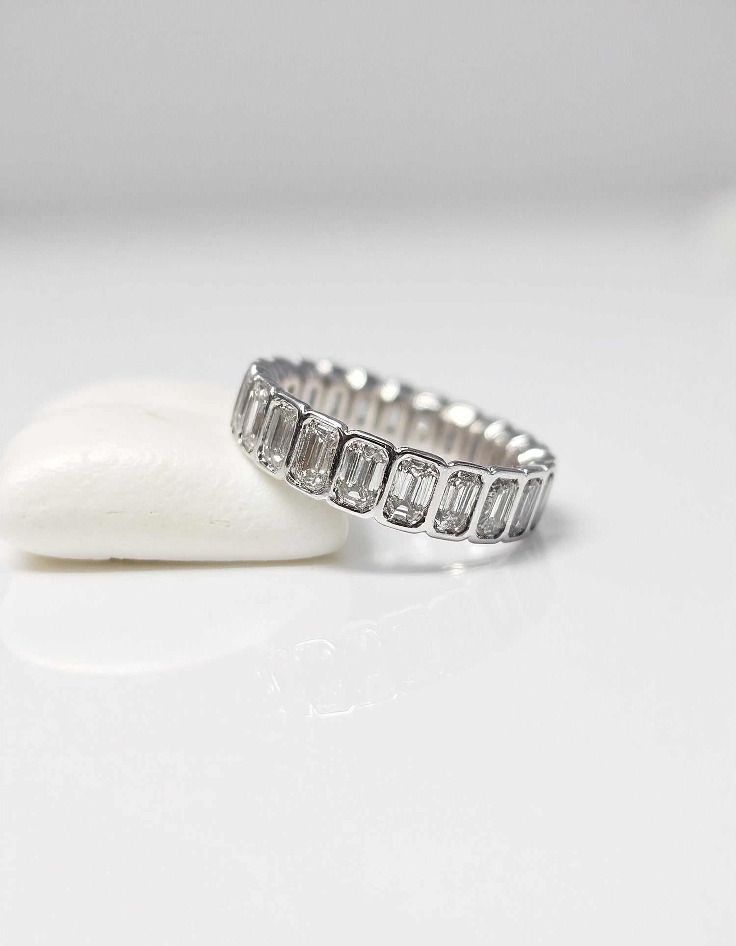 &quot;Kaida&quot; Emerald cut Bezel set Eternity Band
