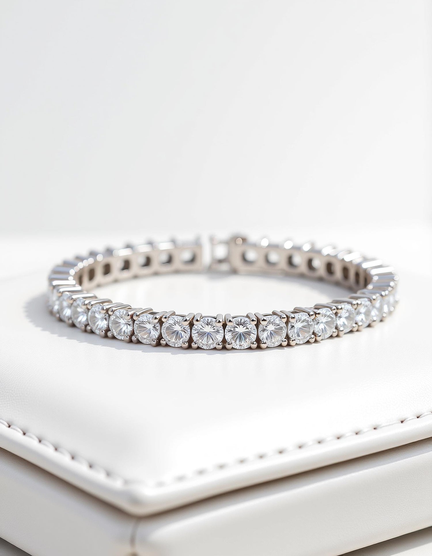 &quot;Flora&quot; Round Brilliant Cut Classic Basket Tennis Bracelet