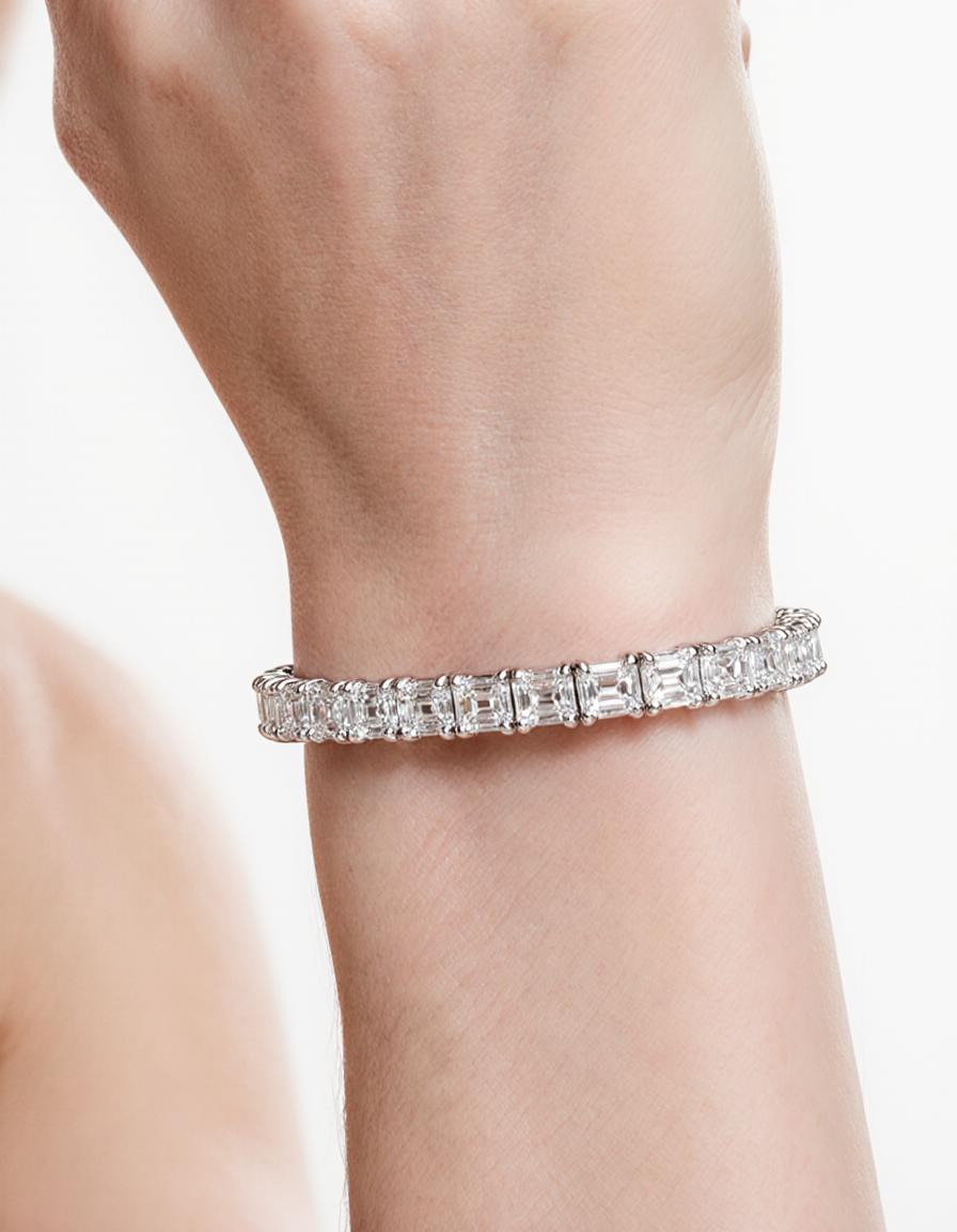 &quot;Lokka&quot; Horizontally set Emerald Cut Prong set Tennis Bracelet