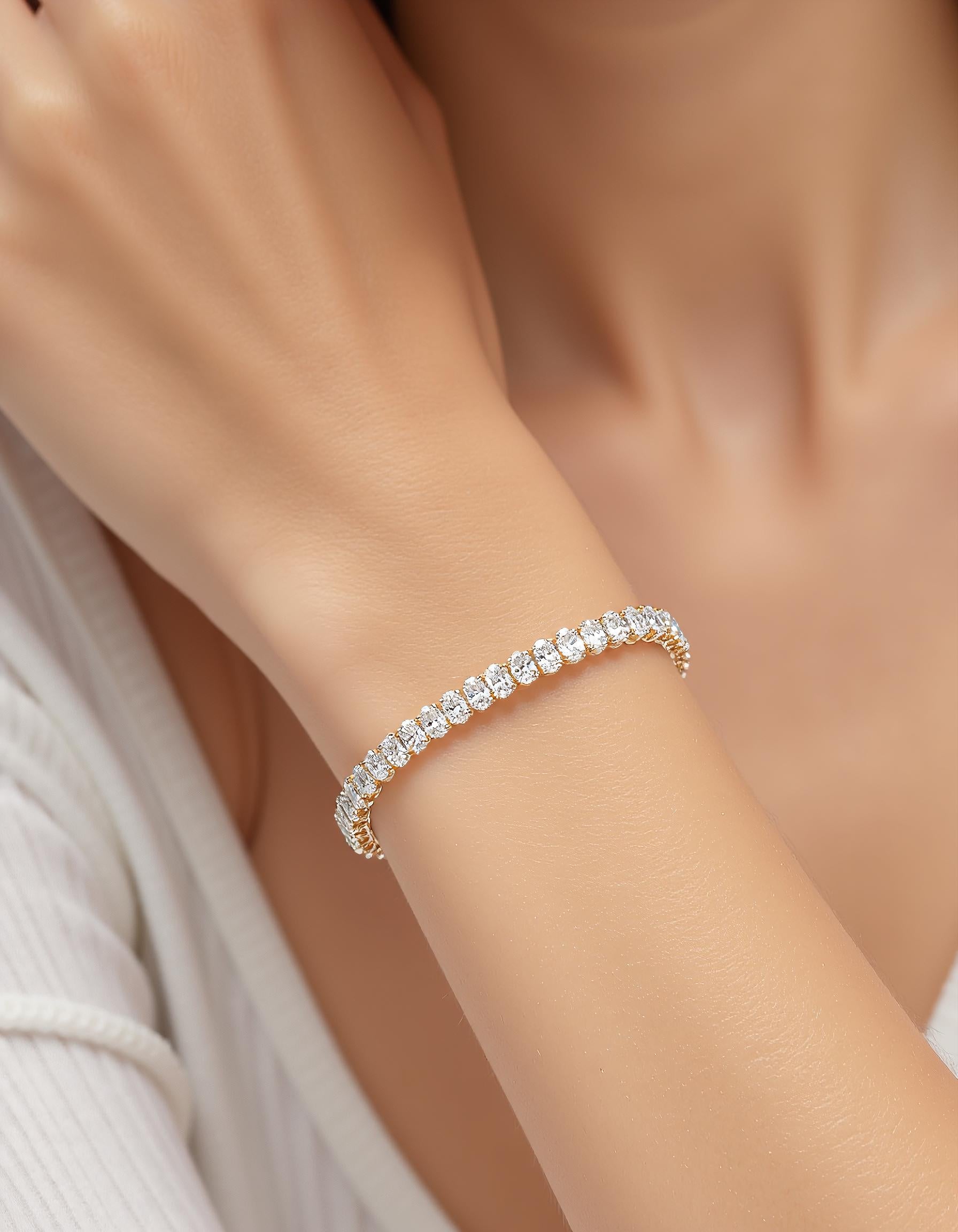 &quot;Fyndi&quot; Classic basket Oval Cut Prong set Tennis Bracelet