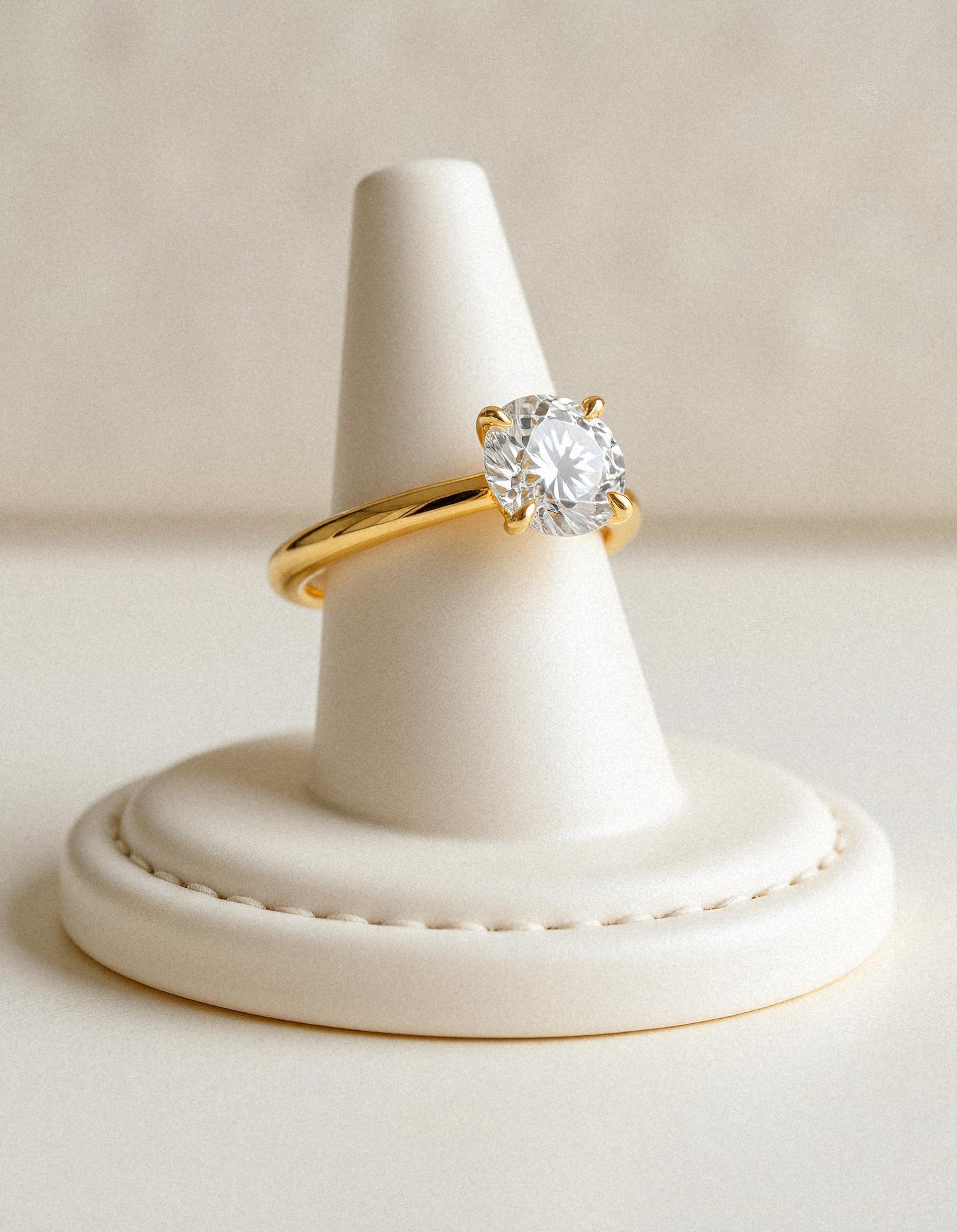&quot;Juliet&quot; Round brilliant Cut diamond solitaire in Claw Prong setting.