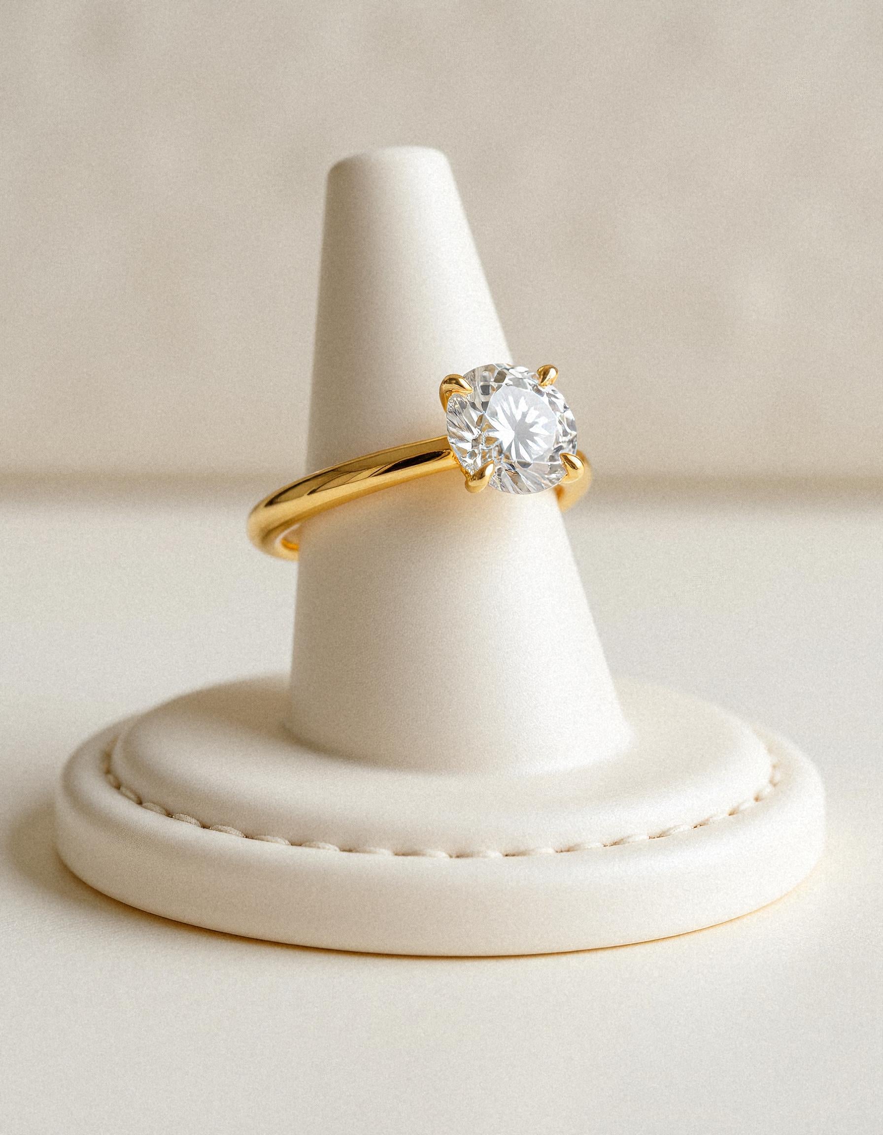 &quot;Juliet&quot; Round brilliant Cut diamond solitaire in Claw Prong setting.