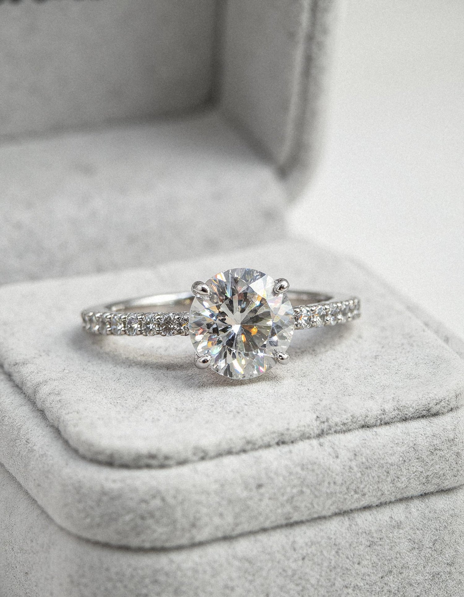 &quot;Lona&quot; Round brilliant Cut diamond solitaire With Pave&