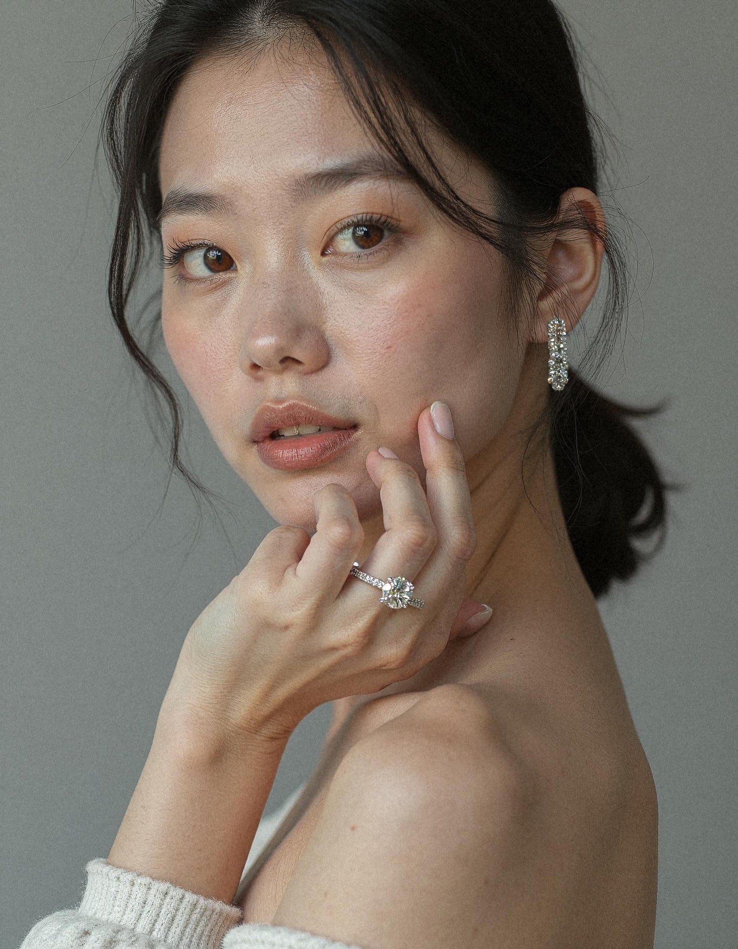 &quot;Lona&quot; Round brilliant Cut diamond solitaire With Pave&