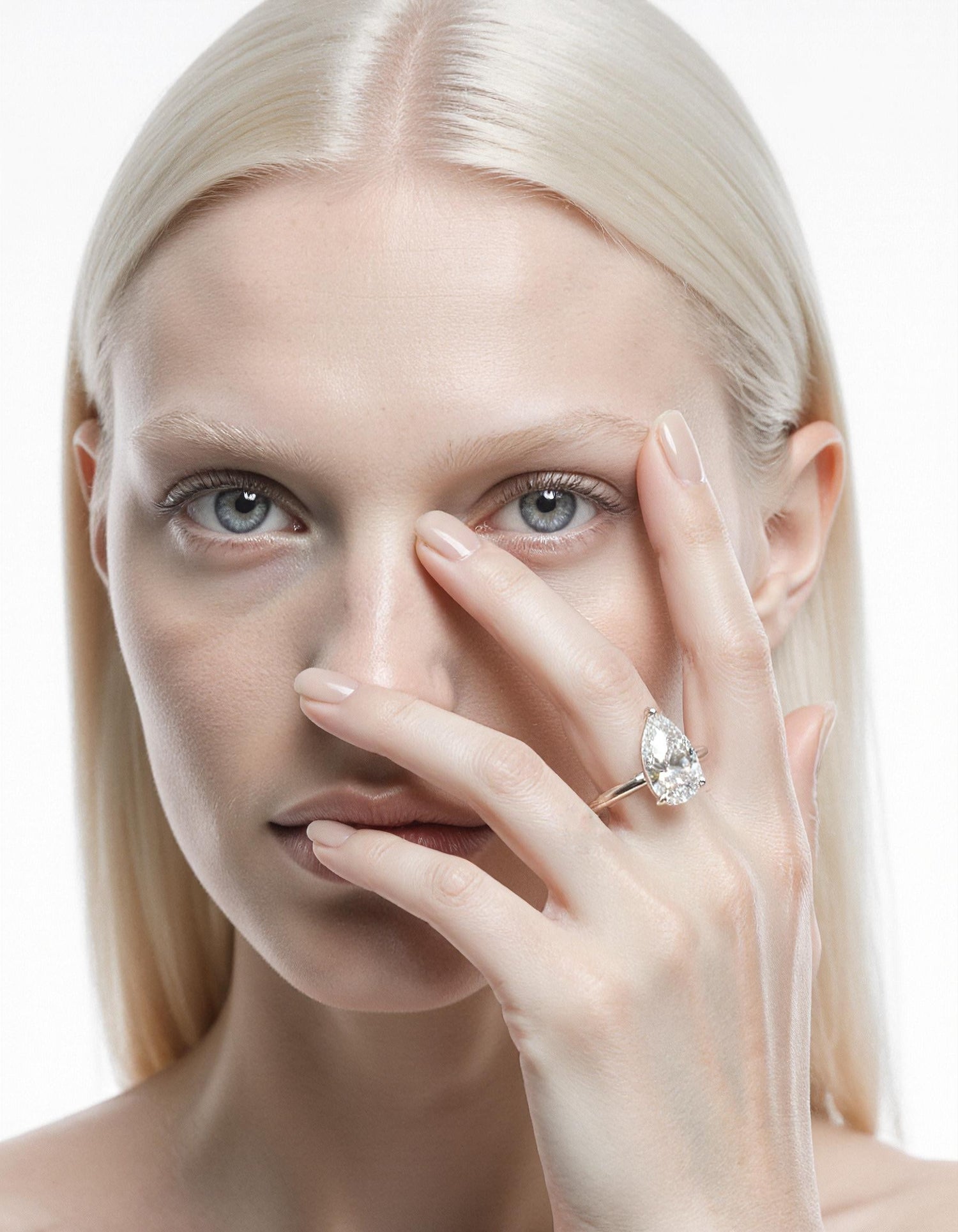 &quot;Kiki&quot; Pear Shape Cut diamond solitaire in Prong setting