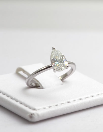 &quot;Kiki&quot; Pear Shape Cut diamond solitaire in Prong setting