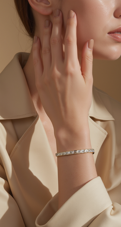9.80-10.45ct total weight &quot;Vinka&quot; Emerald Cut Stretchy Bracelet (0.25ct Each)